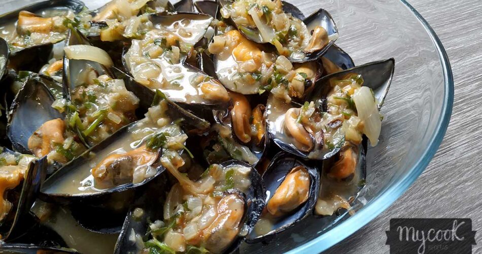 mussels in green sauce